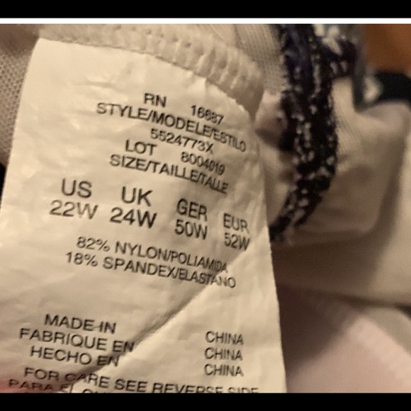 Women’s Navy & White Swimsuit, Size 22W
with built in attached bra - Picture 4 of 4